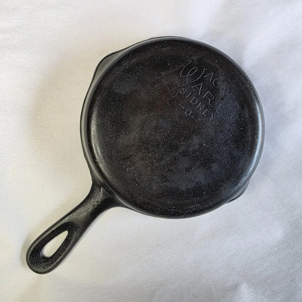VTG Wagner Ware Stylized Sidney O No. 3 Cast Iron Skillet 1053 P